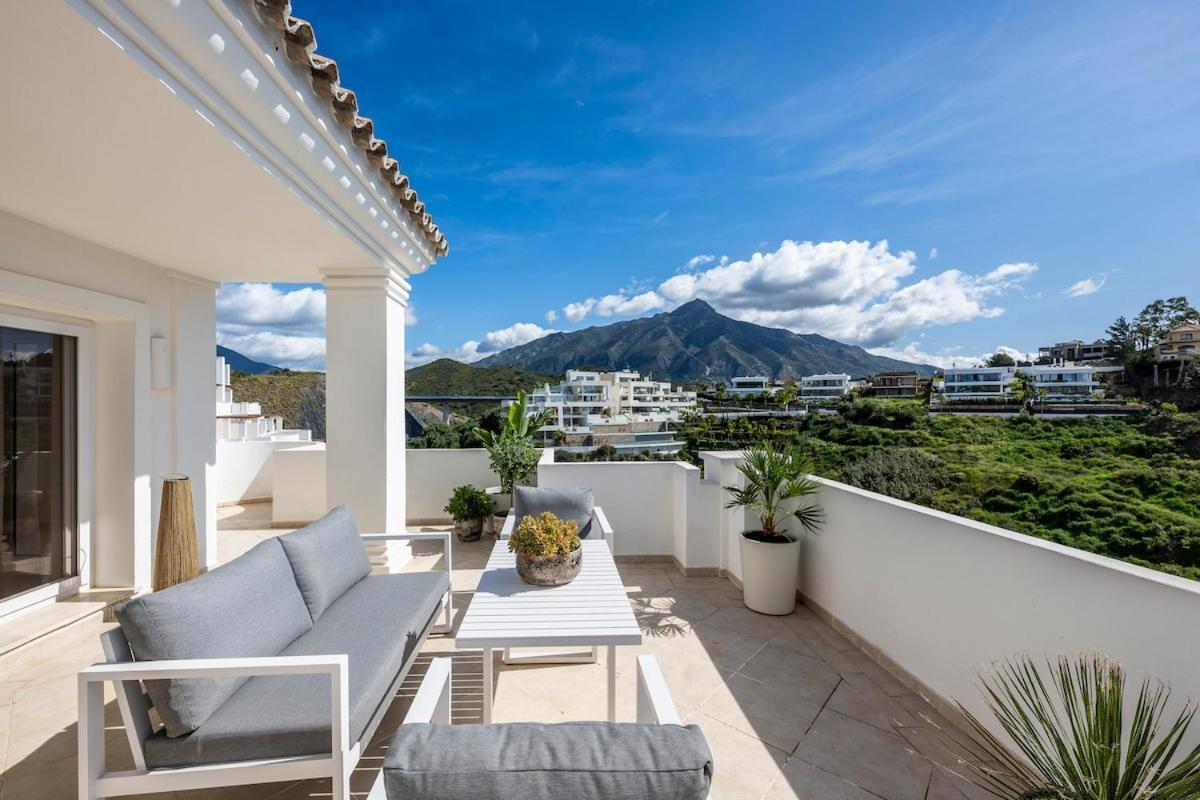 Apartment Elegant Duplex Penthouse With Sea And Mountain Views