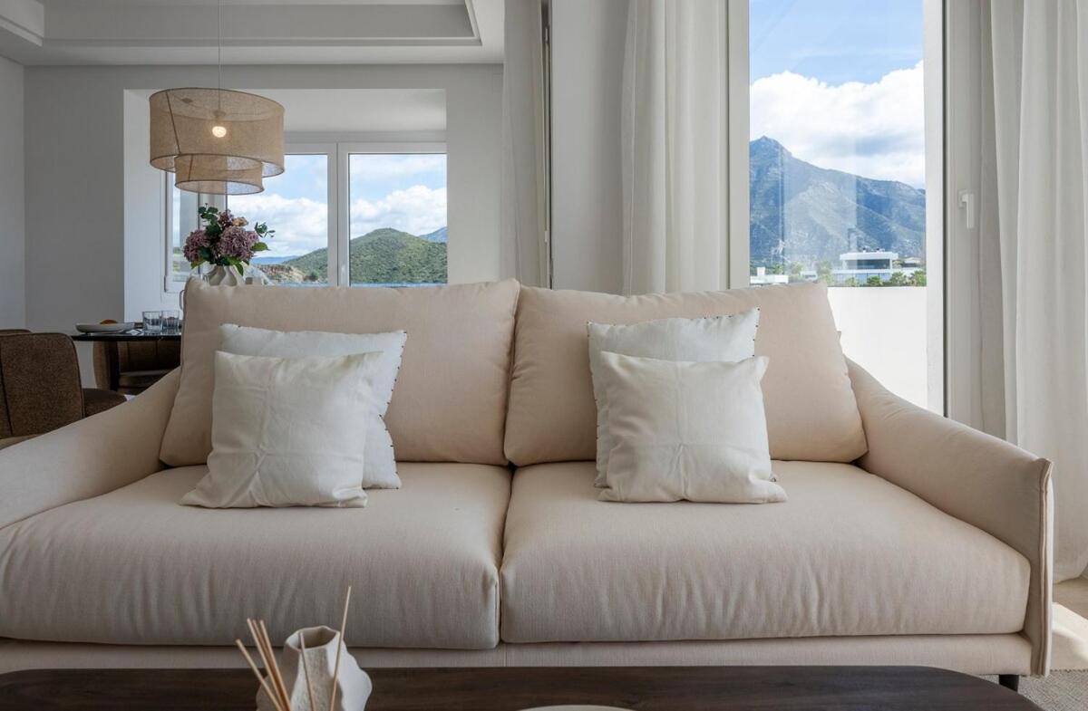 Apartment Elegant Duplex Penthouse With Sea And Mountain Views